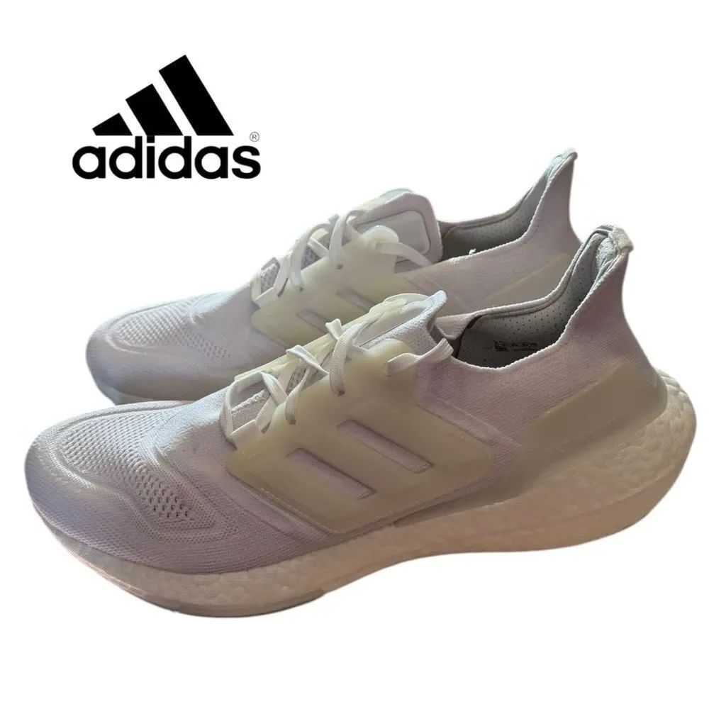 Adidas UltraBoost 22 Women's Triplet GX5590 White Running Shoes Sneakers 11